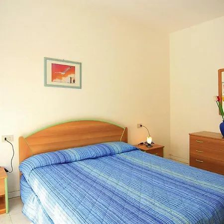 Apartment Cristoforo Colombo Ivn01433 Sya *